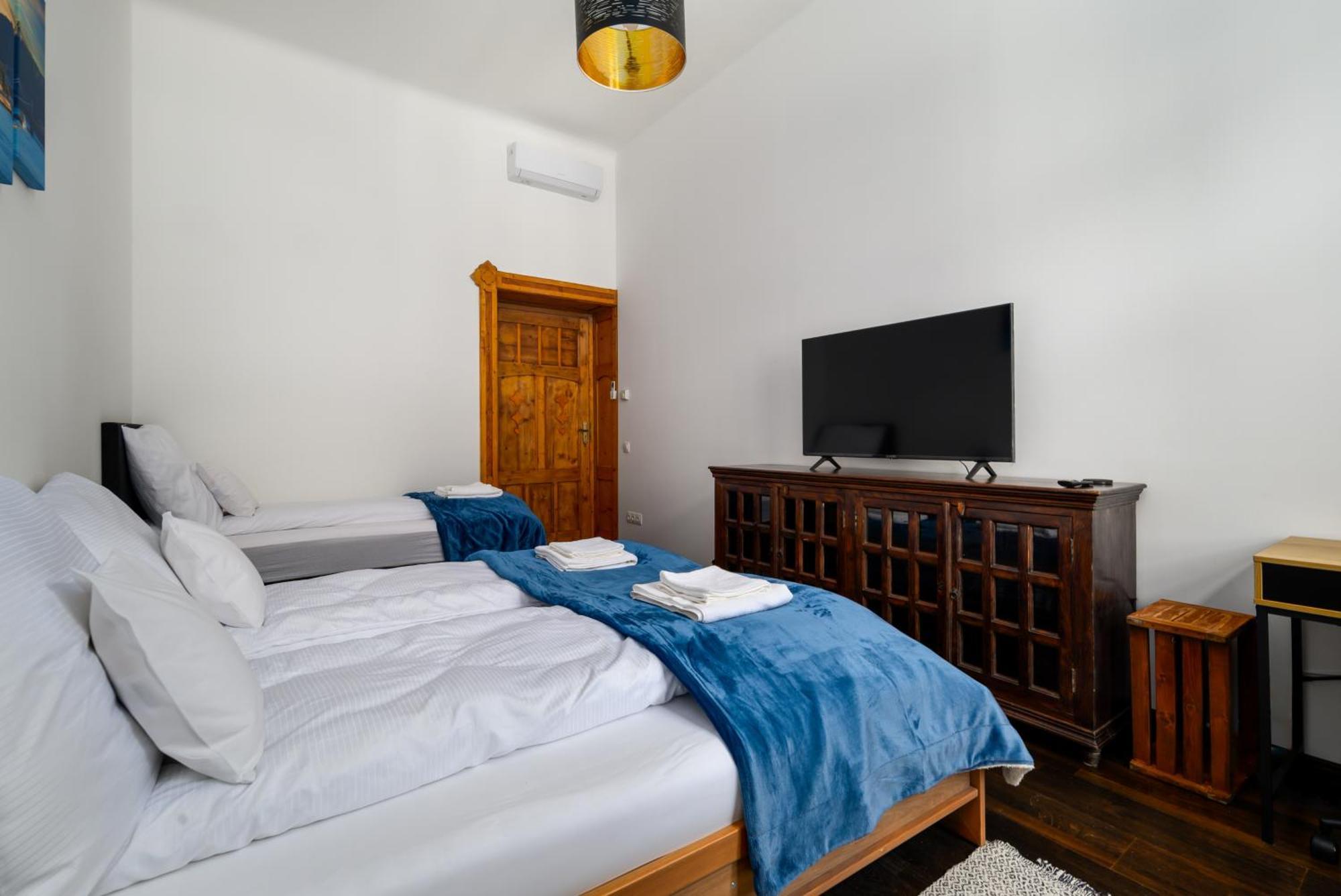 Rustic Downtown Apartment 106 M2 Budapest Esterno foto